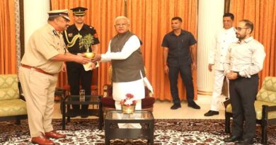 सीमा की सुरक्षा के लिए असामाजिक तत्वों एवं राष्ट्र विरोधी ताकतों का पूरी कठोरता के साथ दमन करें-राज्यपाल