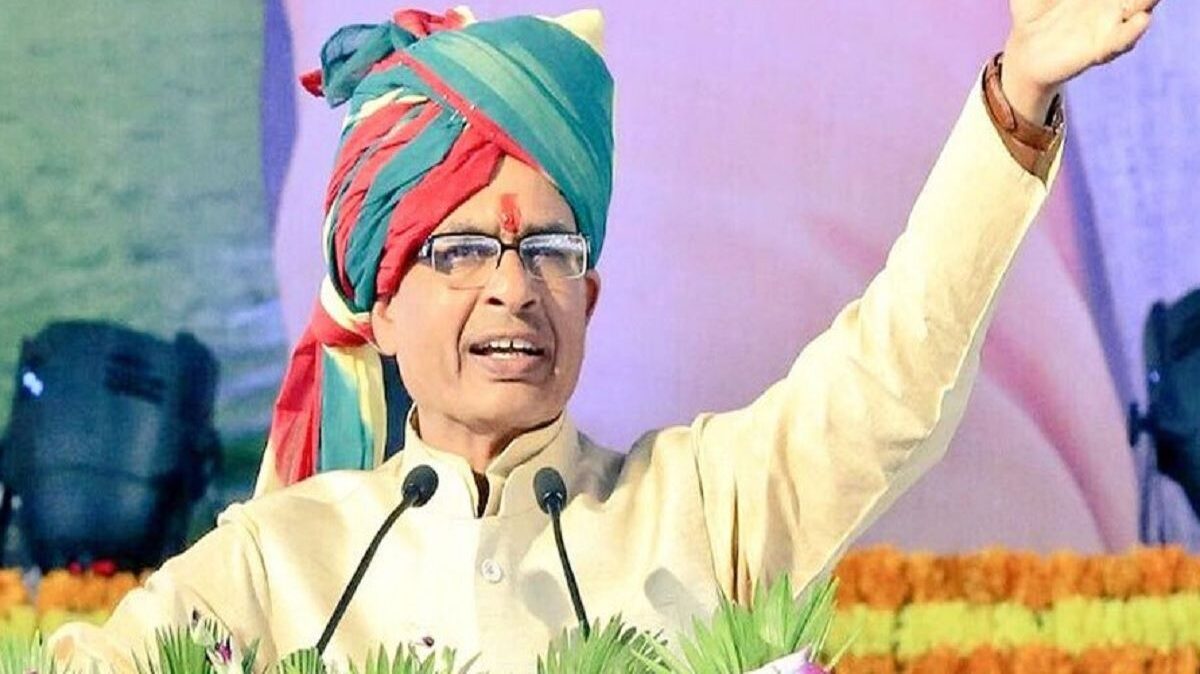 मुख्यमंत्री श्री चौहान के आगर-मालवा में ‘जनदर्शन’ के दौरान उमड़ा जन-सैलाब