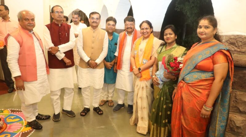 साहू समाज की प्रदेश अध्यक्ष ने की भाजपा की सदस्यता ग्रहण