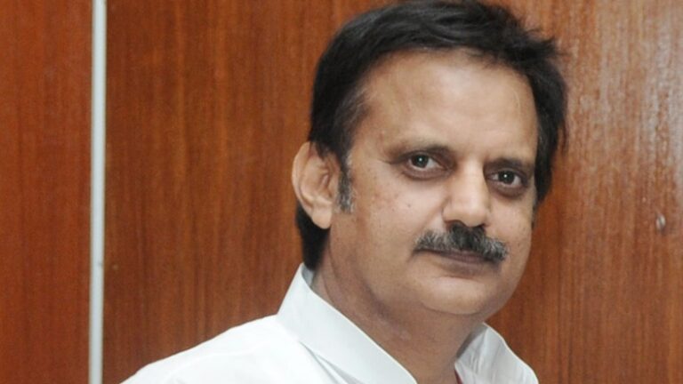 जनसम्पर्क मंत्री ने अखिल भारतीय कवि सम्मेलन का किया शुभारंभ