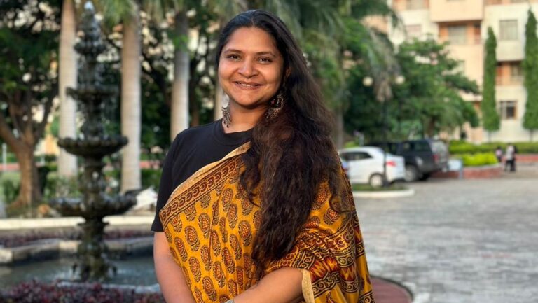 मध्य प्रदेश के विधान सभा चुनाव नतीजों का इंतजार करने के दरम्यान, एक अभियान 'कानून सखी हॉटलाइन' की जरूरत