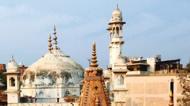 ज्ञानवापी केस में मुस्लिम पक्ष को बड़ा झटका, याचिका खारिज