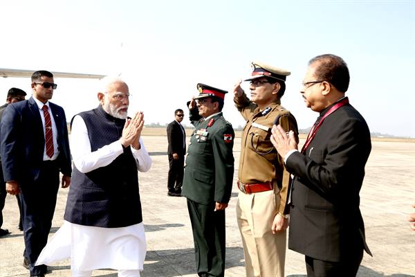 प्रधानमंत्री श्री नरेंद्र मोदी का भोपाल पहुँचने पर हार्दिक स्वागत