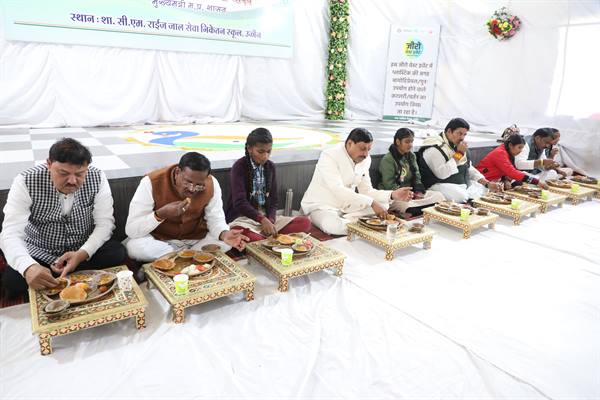 प्रतिभाशाली विद्यार्थियों को समय-समय पर आगे बढ़ने एवं उनकी प्रतिभाओं को निखारने के अवसर प्रदान किये जायेंगे: मुख्यमंत्री डॉ.यादव