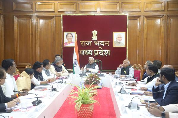 गरीब और पिछड़े समुदायों के उत्थान के प्रयासों में संवेदनशीलता जरूरी : राज्यपाल श्री पटेल