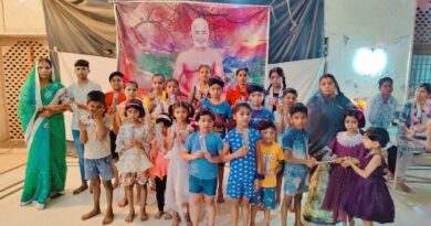 मां बाप को बच्चों को मोबाइल फोन से दूर रखना चाहिए, बीरेंद्र शंकुतला जैन