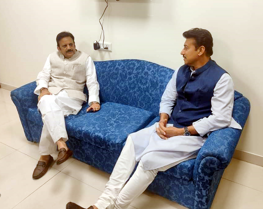 उप-मुख्यमंत्री श्री शुक्ल से राजस्थान सरकार के कैबिनेट मंत्री कर्नल राठौड़ ने सौजन्य भेंट की