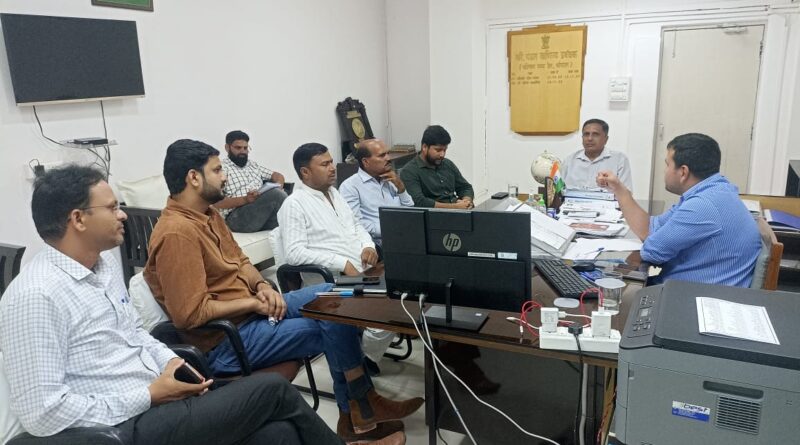 वरिष्ठ मंडल वाणिज्य प्रबंधक की अध्यक्षता में माल लदान पर विशेष चर्चा