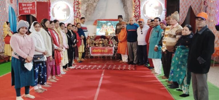 बाबा बर्फानी के चरणों में मनाया जन्मदिन