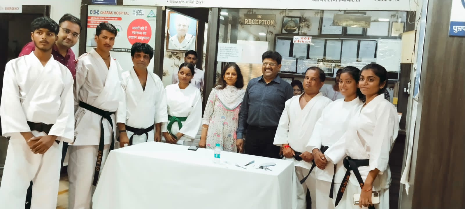 शिविर में महिला डॉक्टर और नर्सो को आत्म रक्षा और जूडो कराटे की ट्रेनिग दी गई