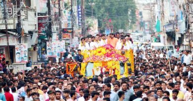 मुख्यमंत्री डॉ. यादव के पिताश्री पूनमचंद यादव की अंतिम यात्रा में शामिल हुआ अपार जनसमुदाय