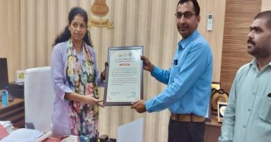उत्कृष्ट कार्य के लिये प्रौढ़ शिक्षा कार्यालय रीवा को किया गया सम्मानित
