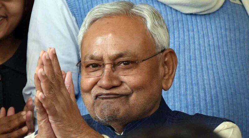 बिहार की राजनीति में अपरिहार्य हैं नीतीश कुमार