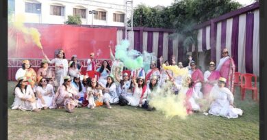 जेसीआई मेम्बर्स को मिले फनी टाइटल्स, रिटर्न गिफ्ट में दिया रंग, गुलाल और पिचकारी