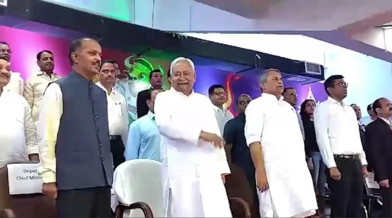 राष्ट्रगान के दौरान मुख्यमंत्री नीतीश कुमार के व्यवहार पर बिहार ही नहीं, देश भी शर्मसार: राजद
