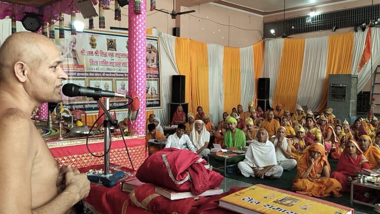 संसार सागर को पार करने के लिए ईश्वर के निकट रहना होगा -मुनिश्री विलोकसागर