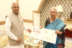 राज्यपाल मंगुभाई पटेल से उत्तरप्रदेश की राज्यपाल की सौजन्य भेंट