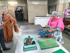 कलेक्टर शिवम वर्मा के मार्गदर्शन में एसडीपीएस इंटरनेशनल स्कूल का औचक निरीक्षण