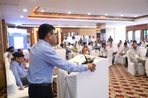 इंदौर के नागरिक सफाई के प्रति बेहद जागरूक है: संभागायुक्त डॉ. सुदाम खाड़े