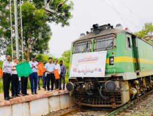 Hubballi Division Successfully Revives Freight Loading from Navaluru Railway Station After Two Years