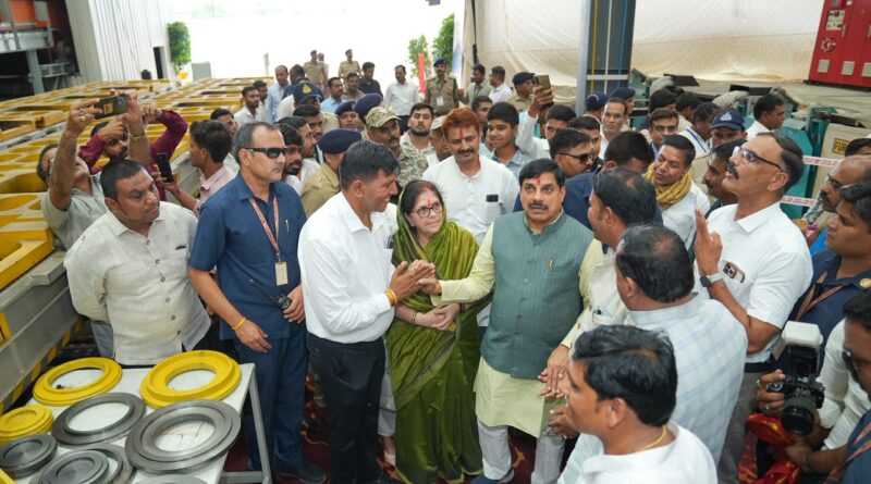 मुख्यमंत्री डॉ. मोहन यादव ने पीथमपुर में एटीएफसी आदित्य टेक्नो फेब की द्वितीय यूनिट का किया उद्घाटन