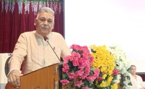 विद्यार्थी राष्ट्र निर्माण में अपना योगदान दें और भारत को एक गौरवशाली राष्ट्र बनायें - मंत्री परमार