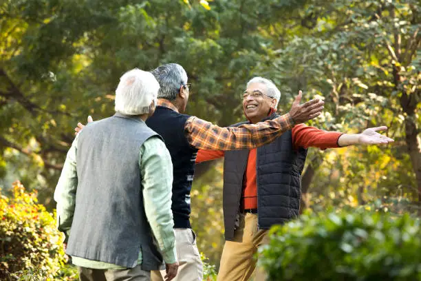 ऑस्टियोपोरोसिस के लक्षण, बचाव के तरीके, आहार और व्यायाम